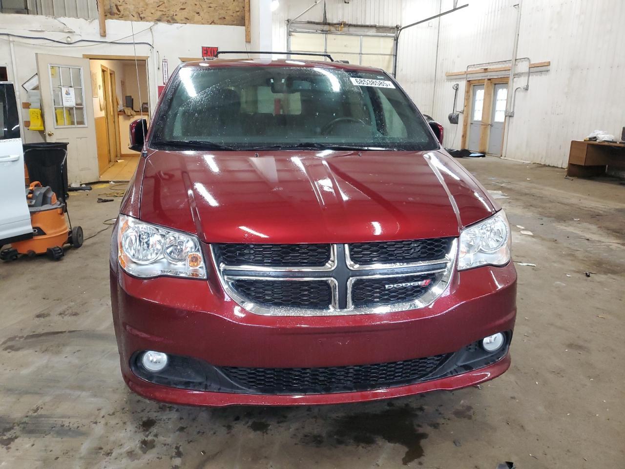 2018 Dodge Grand Caravan Sxt - Image 5