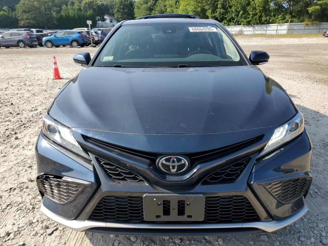 2021 Toyota Camry Xse - Фото 5