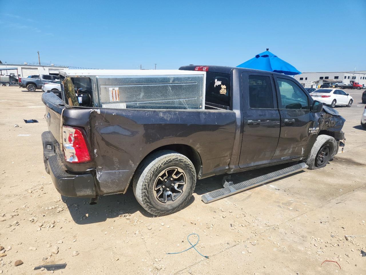 2021 Ram 1500 Classic Tradesman - Фото 3