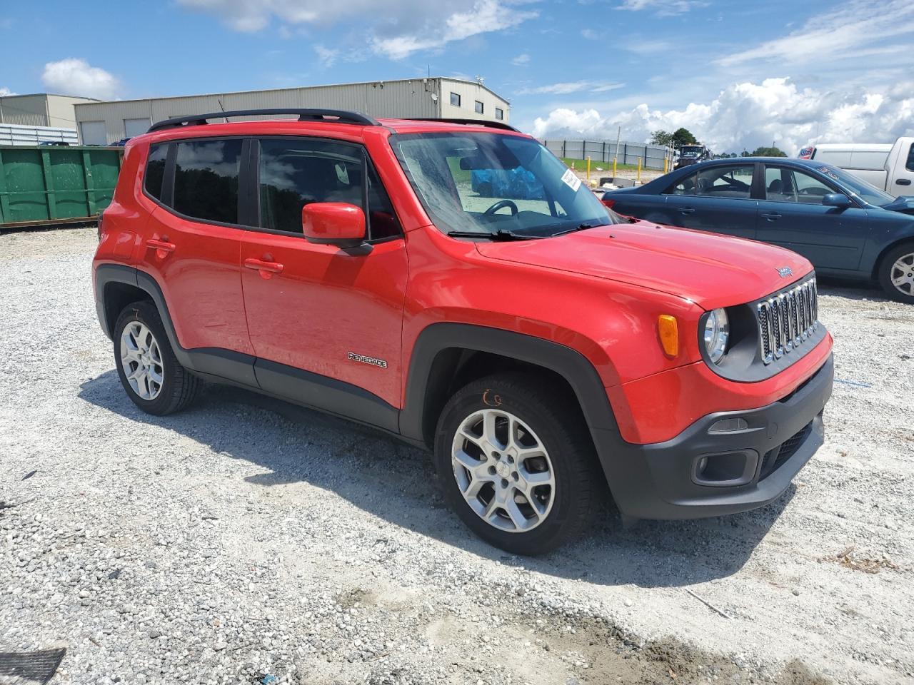 2015 Jeep Renegade Latitude - Image 4