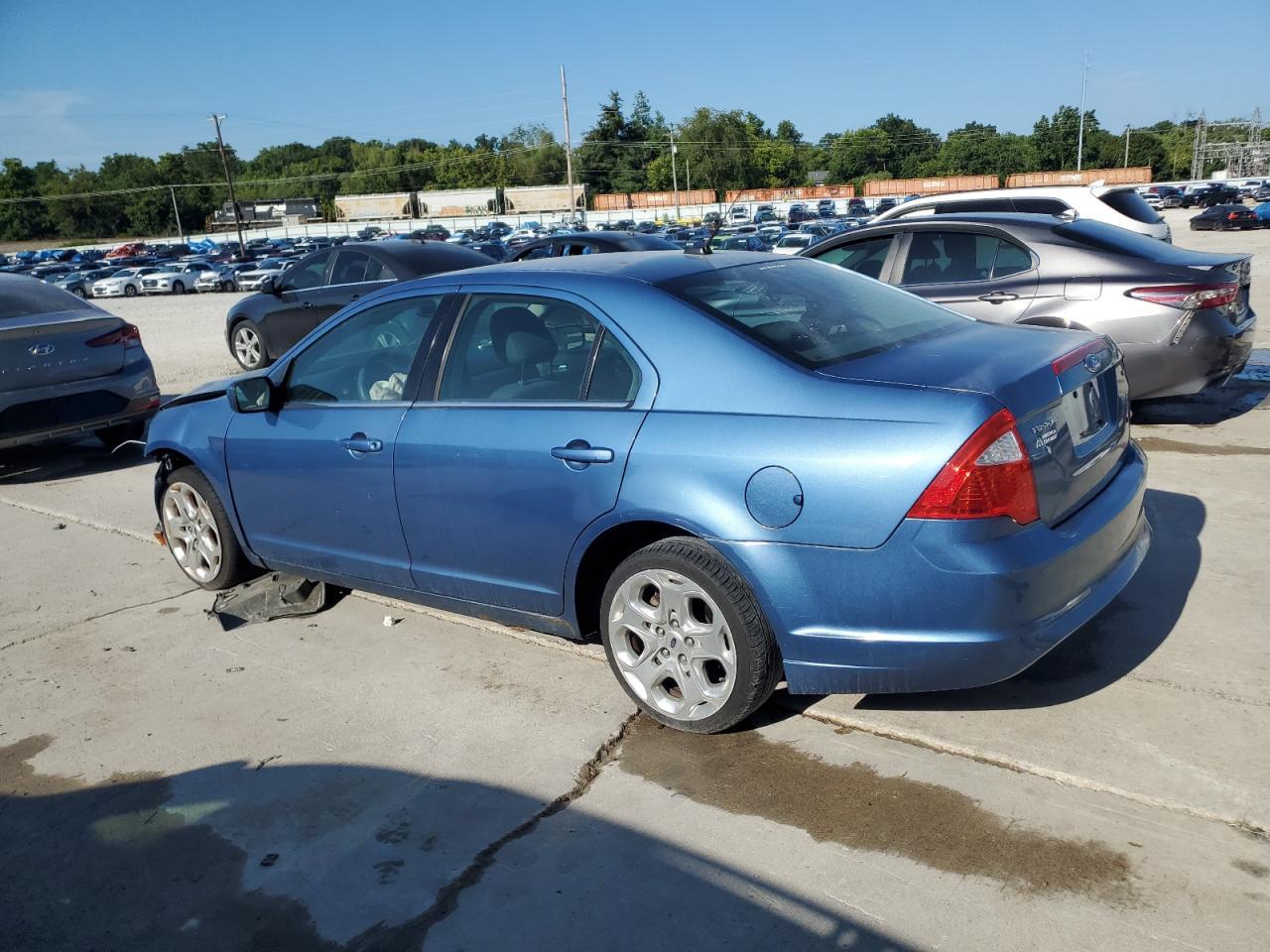 2010 Ford Fusion Se - Фото 2
