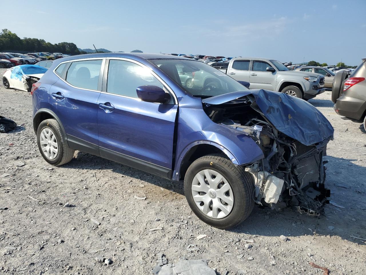 2020 Nissan Rogue Sport S - Image 4