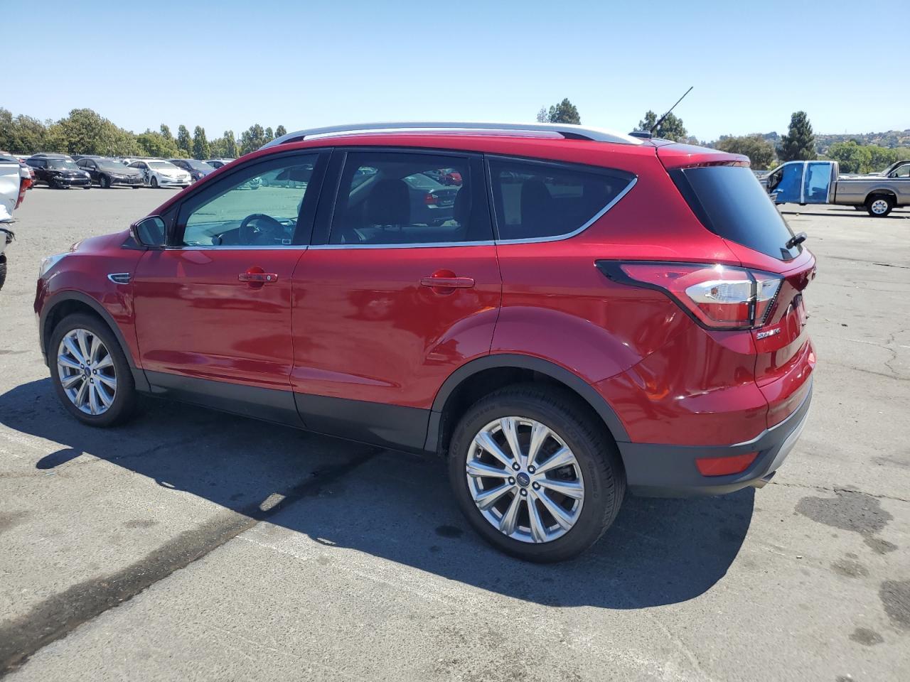 2017 Ford Escape Titanium - Фото 2