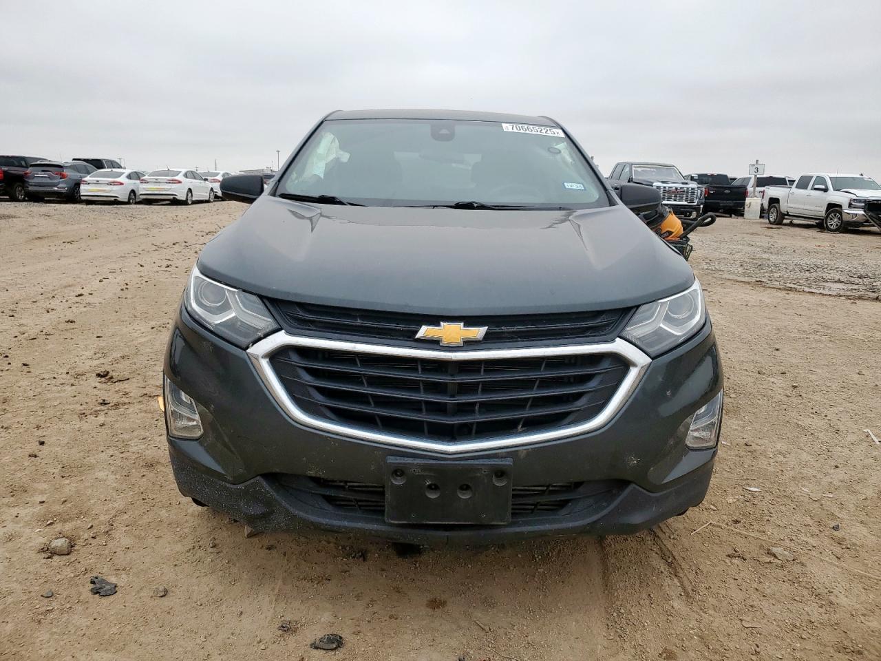 2020 Chevrolet Equinox Ls - Image 5