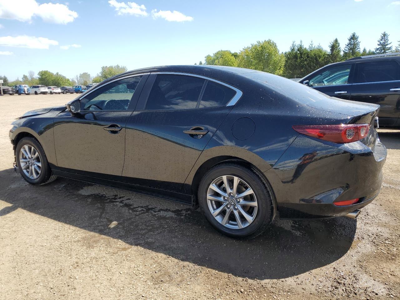 2025 Mazda 3 Preferred - Фото 2