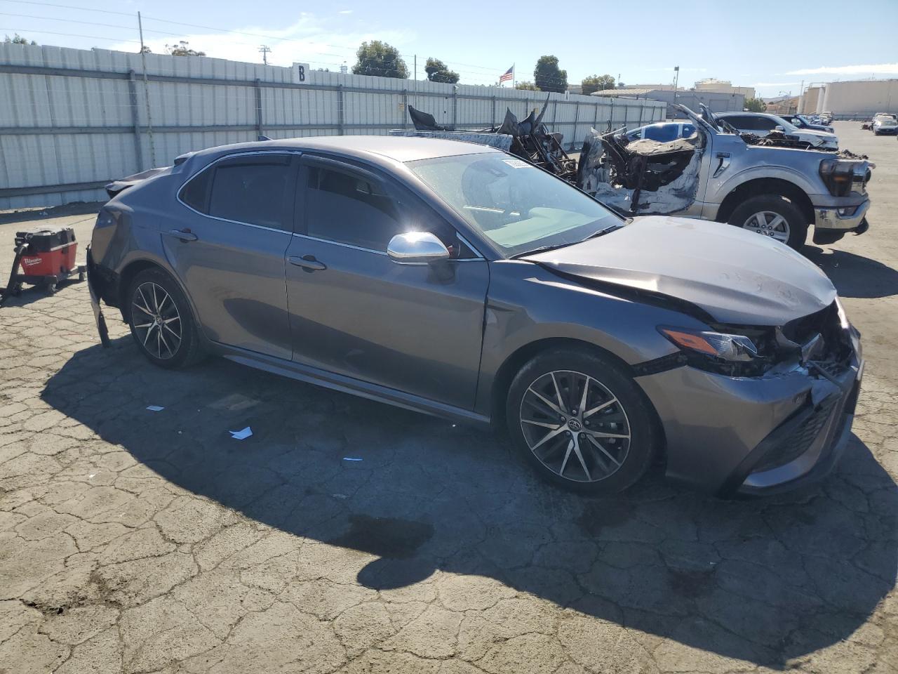 2024 Toyota Camry Se Night Shade - Image 4