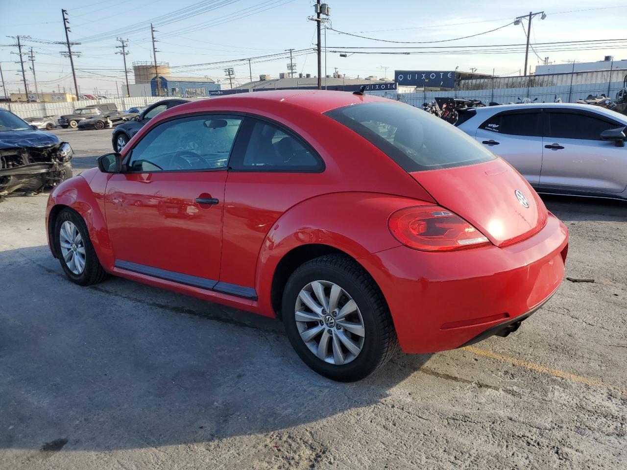 2014 Volkswagen Beetle - Фото 2