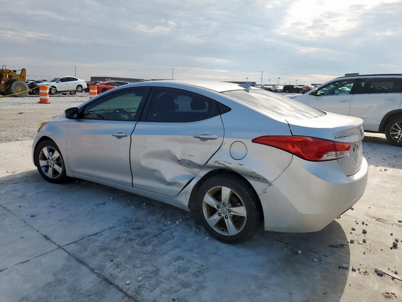 2012 Hyundai Elantra Gls - Фото 2
