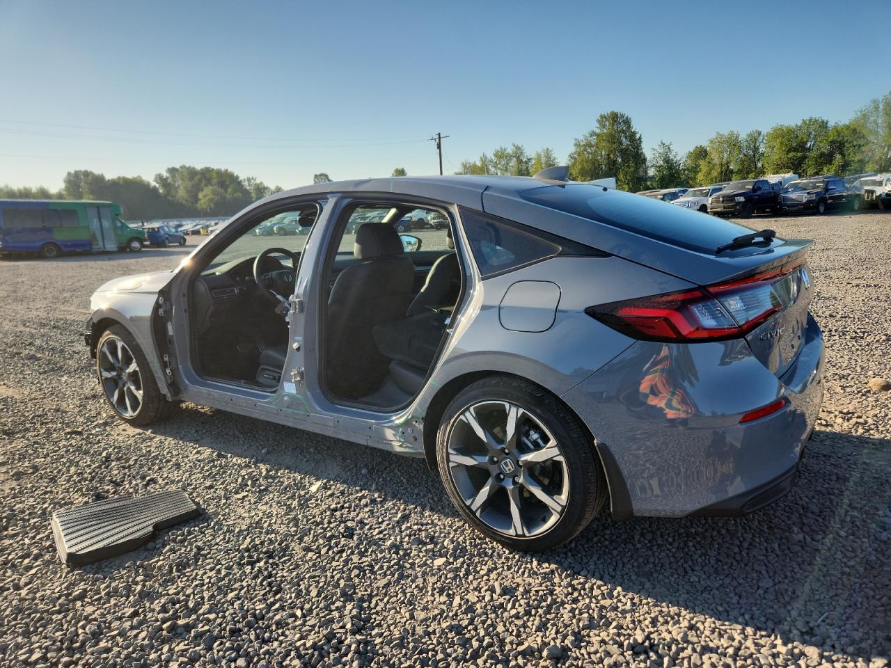 2025 Honda Civic Sport Touring - Фото 2