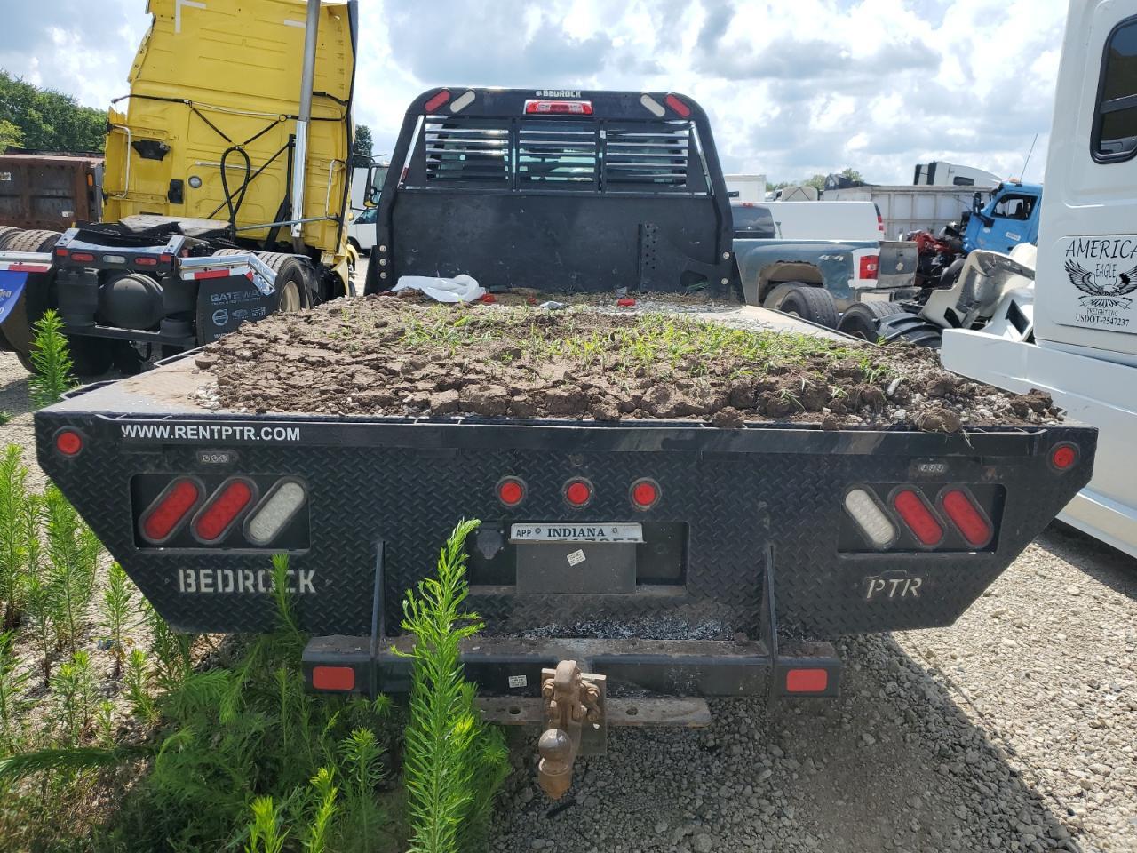 2022 Chevrolet Silverado Medium Duty - Image 6