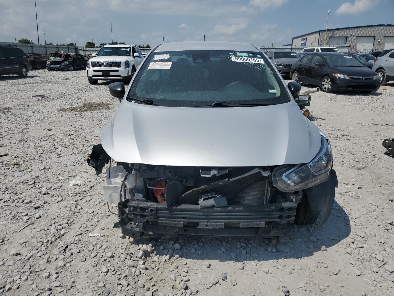 2021 Nissan Versa S - Фото 5