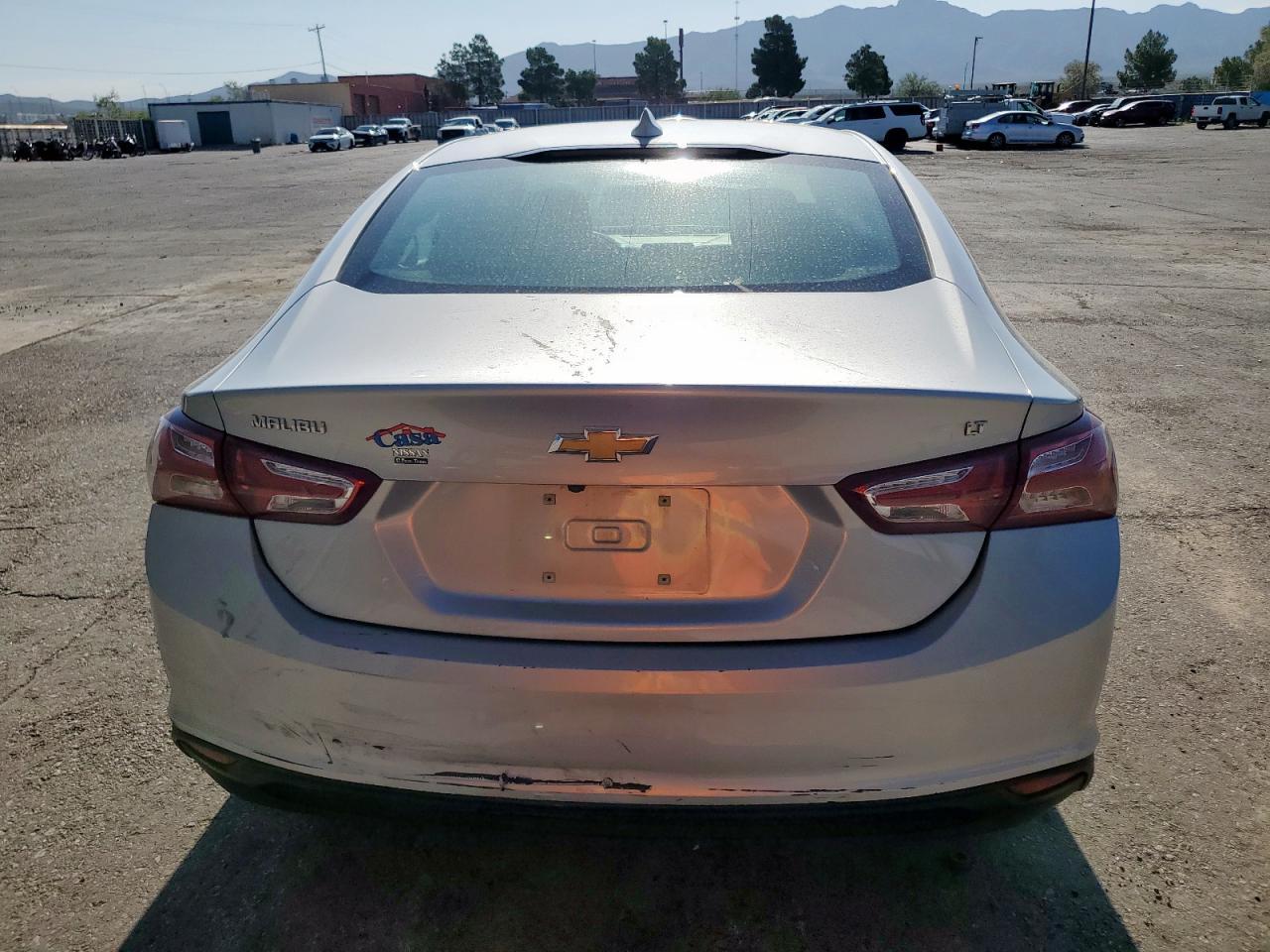 2020 Chevrolet Malibu Lt - Фото 6