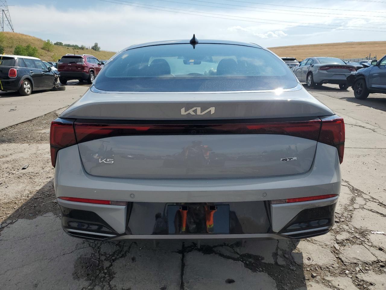 2025 Kia K5 Gt Line - Image 6