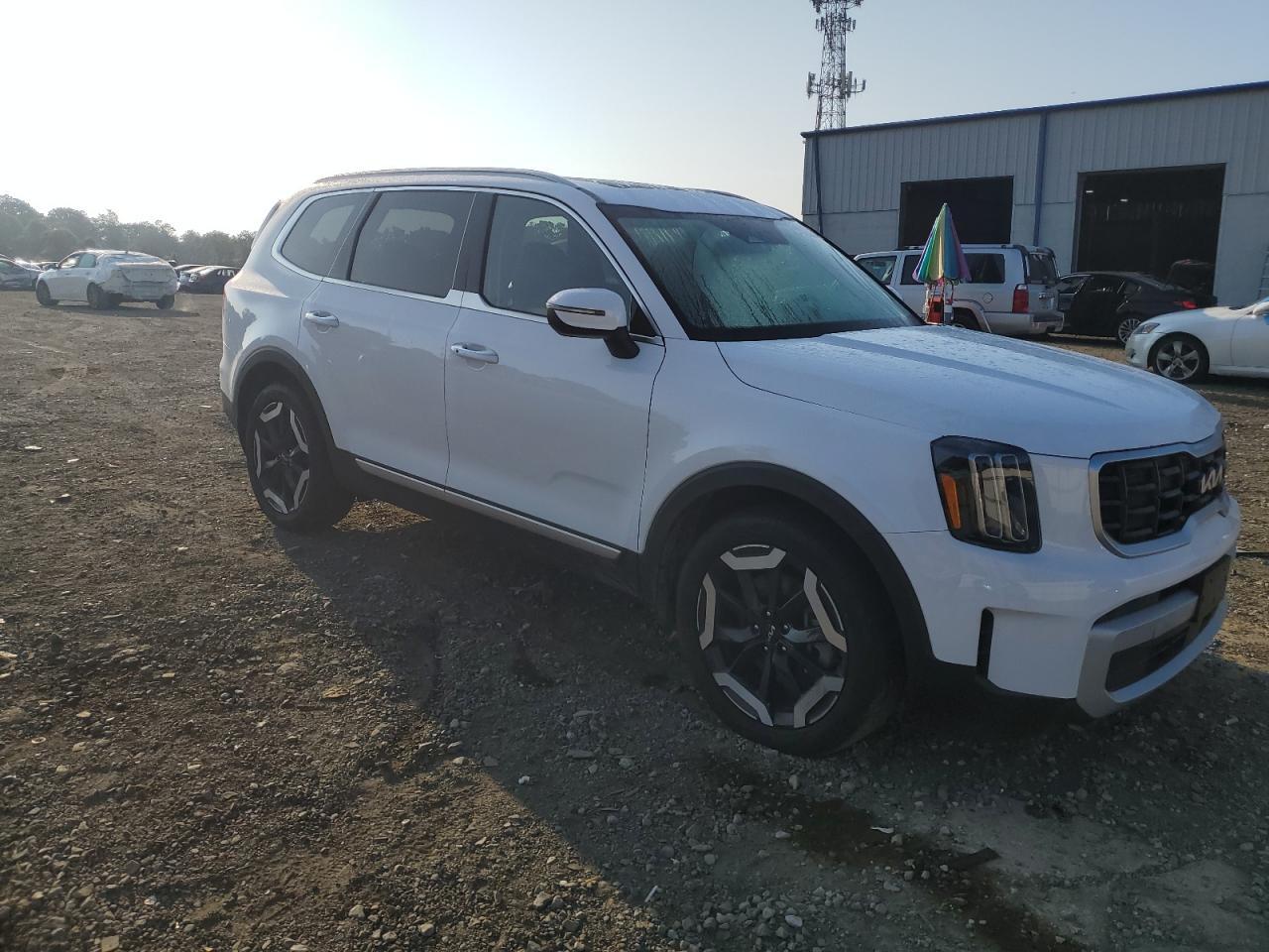 2024 Kia Telluride S - Фото 4