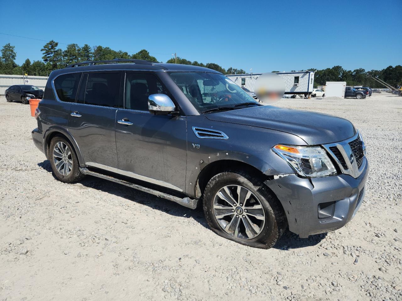 2018 Nissan Armada Sv - Image 4