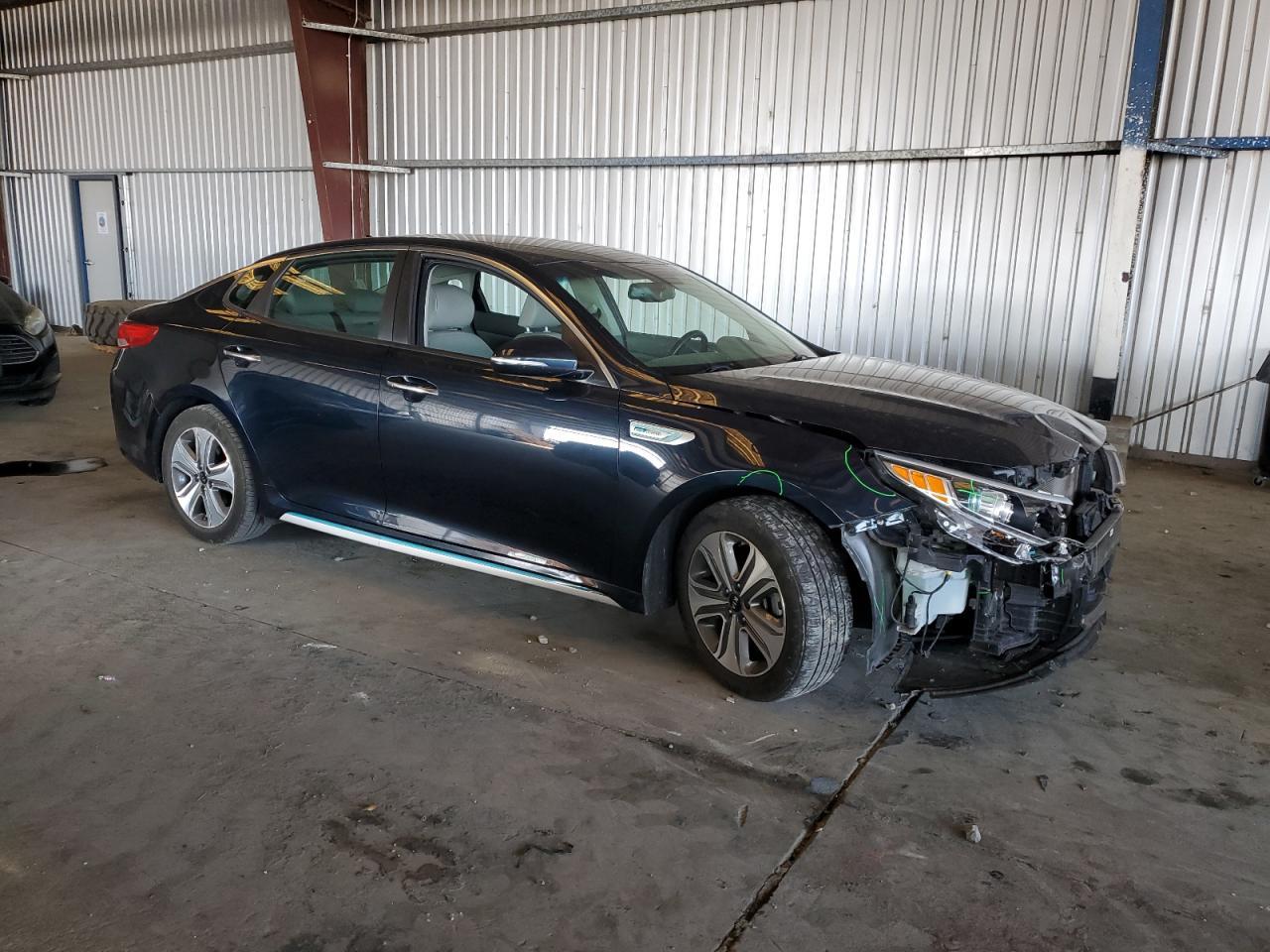 2017 Kia Optima Plug-In Hybrid - Image 4