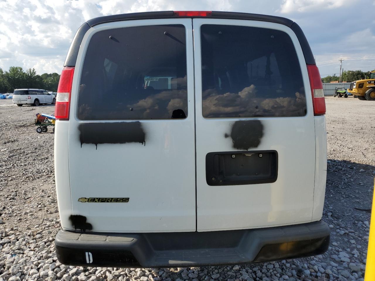 2019 Chevrolet Express G3500 Ls - Image 6
