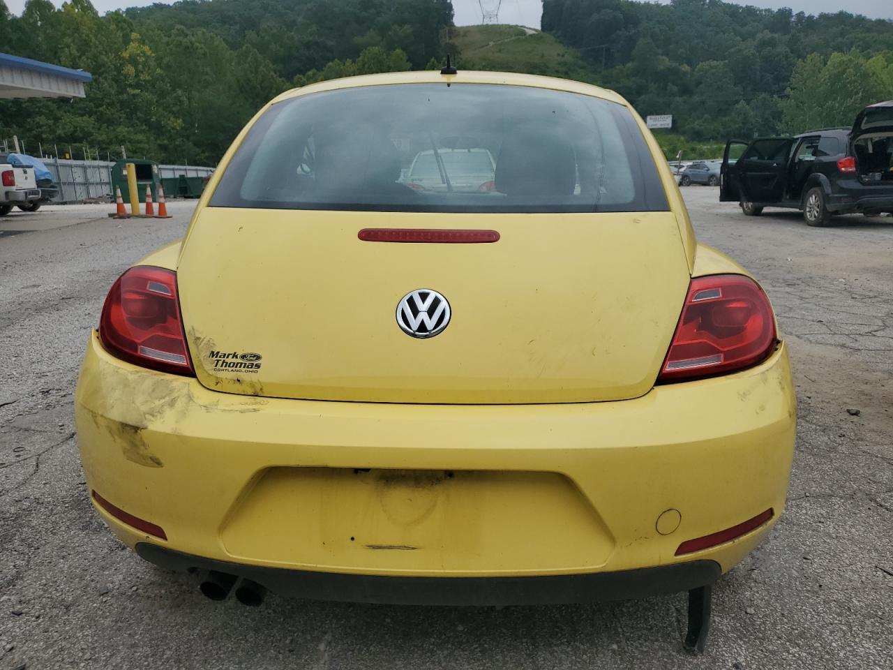 2015 Volkswagen Beetle 1.8T - Image 6