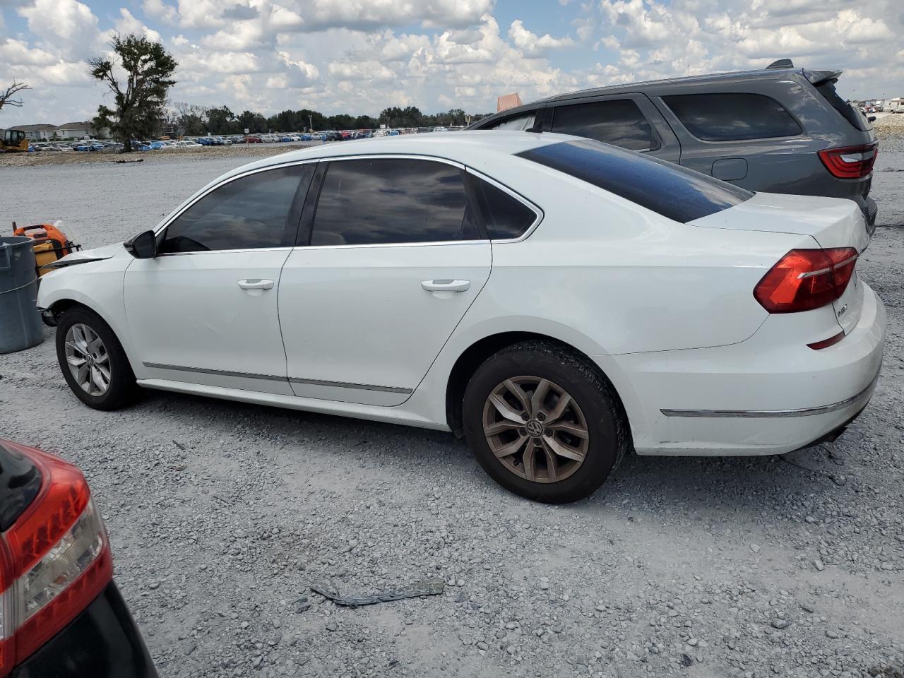 2016 Volkswagen Passat S - Image 2