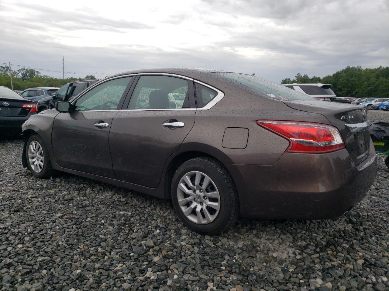 2013 Nissan Altima 2.5 - Фото 2