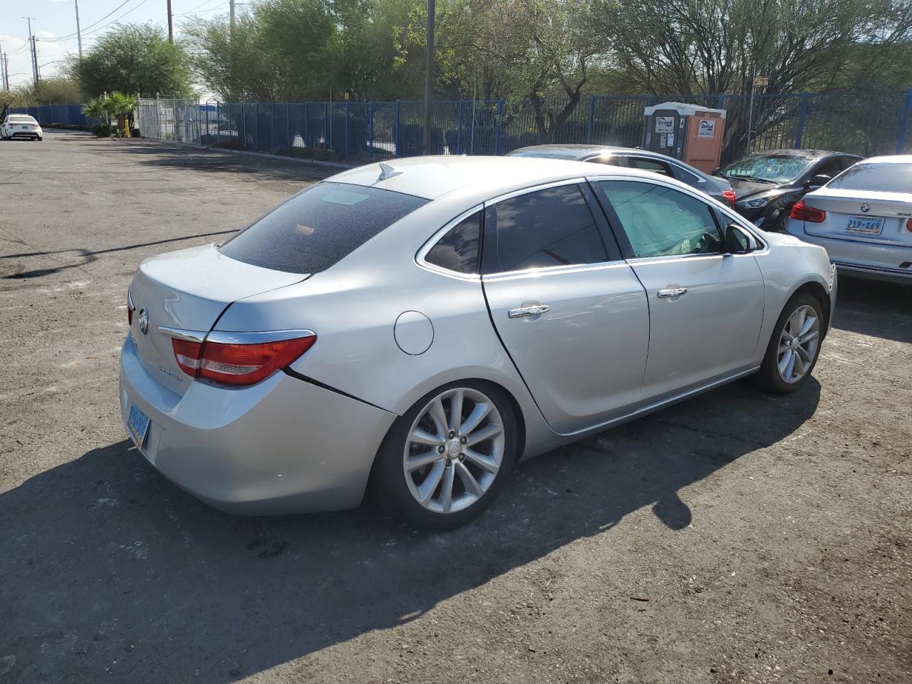 2014 Buick Verano - Фото 3