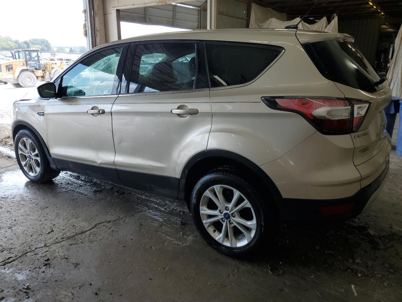 2017 Ford Escape Se - Фото 2