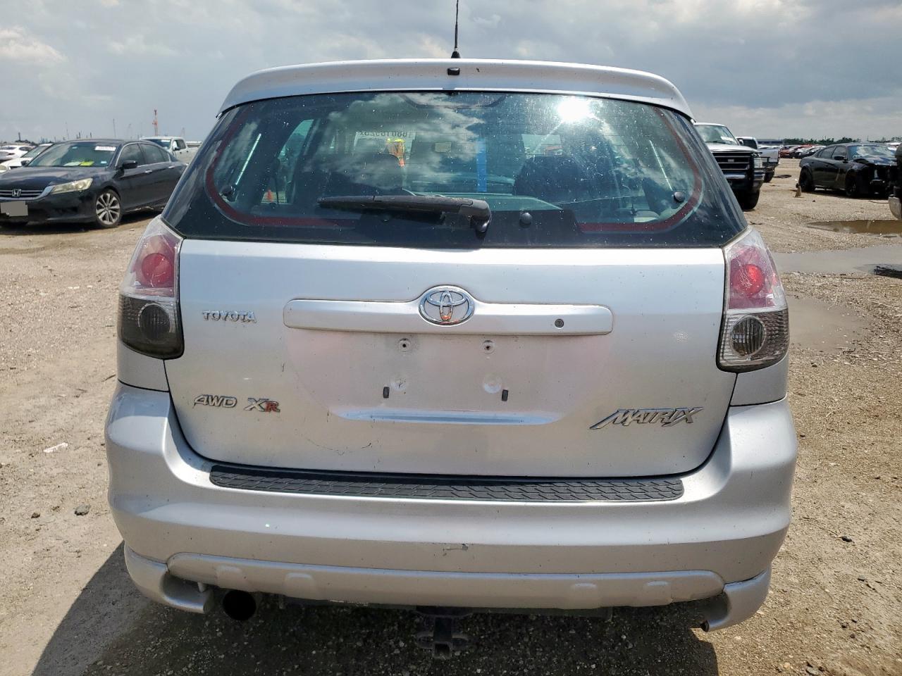 2006 Toyota Corolla Matrix Base - Фото 6