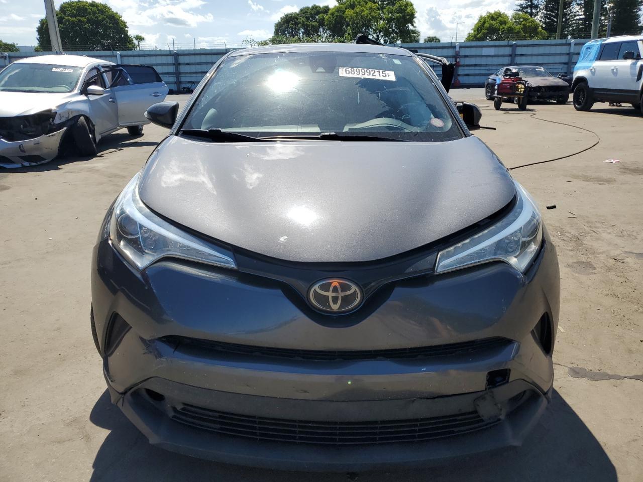 2019 Toyota C-Hr Xle - Фото 5