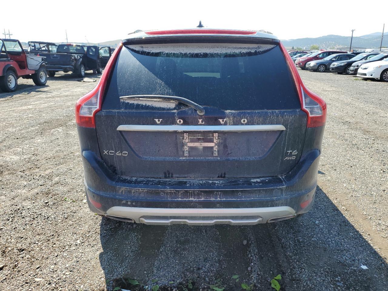 2017 Volvo Xc60 T6 Dynamic - Image 6