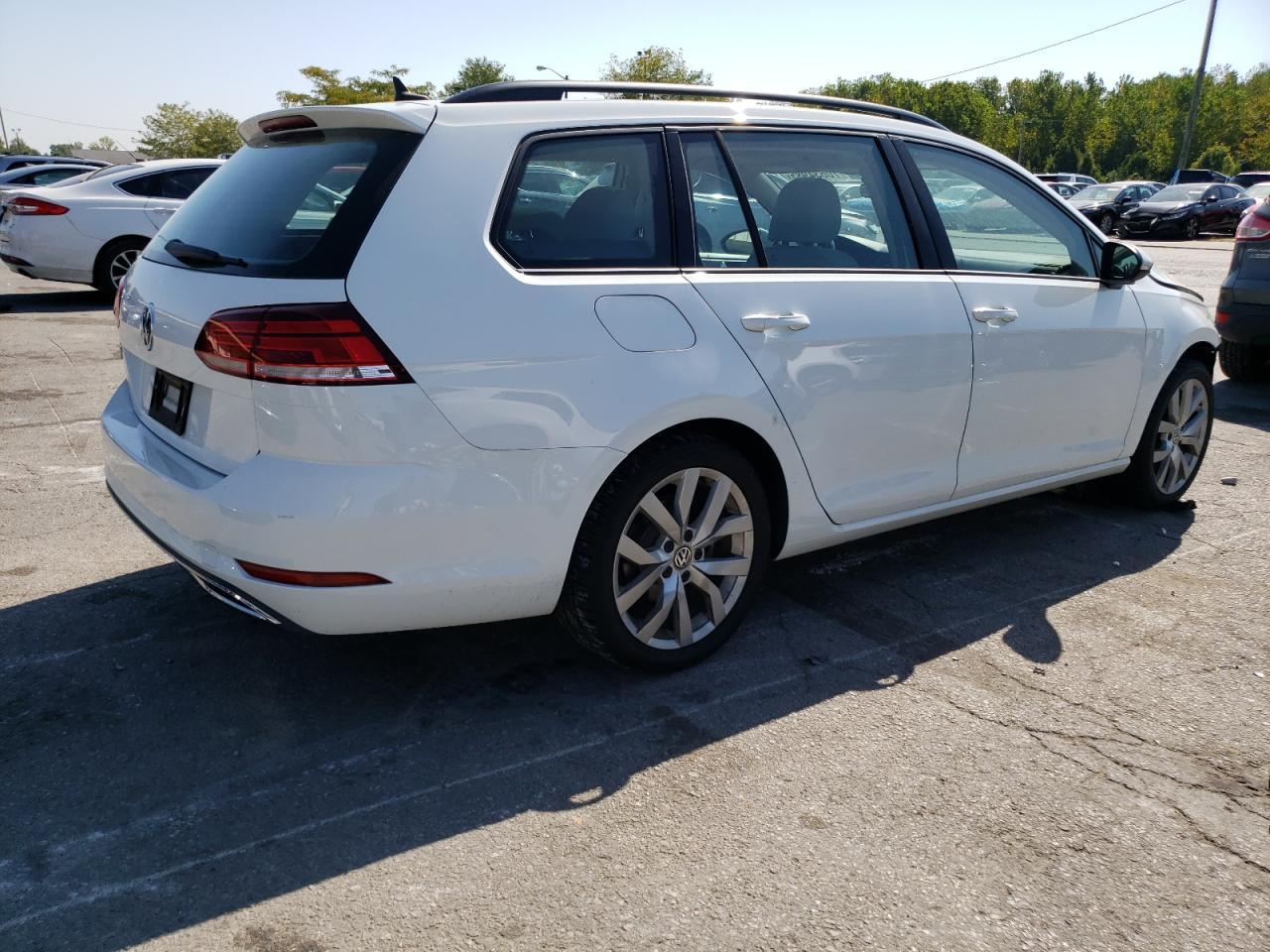 2019 Volkswagen Golf Sportwagen S - Фото 3