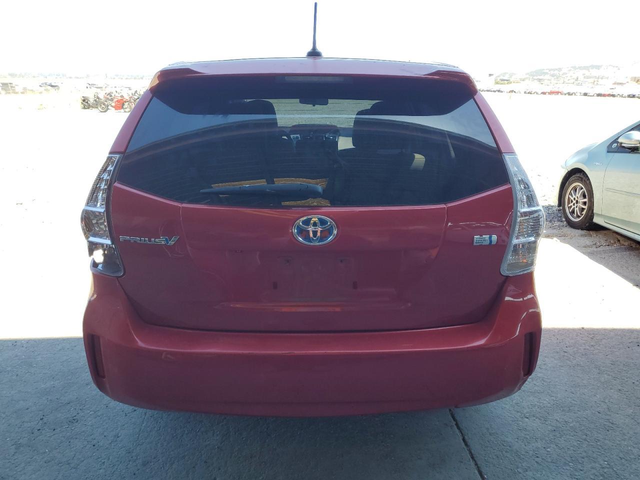 2012 Toyota Prius V - Фото 6