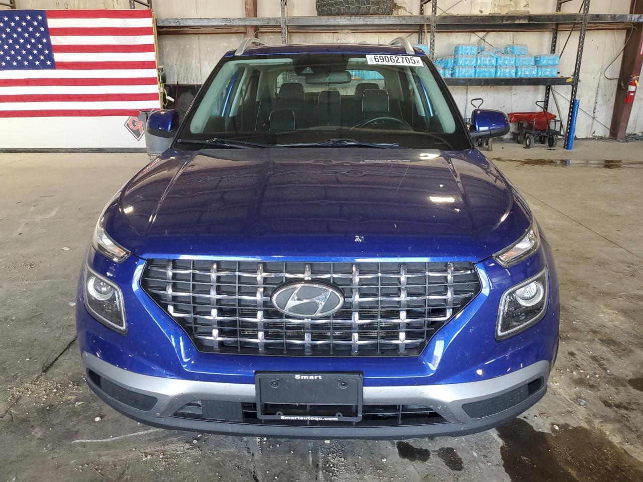 2022 Hyundai Venue Sel - Image 5