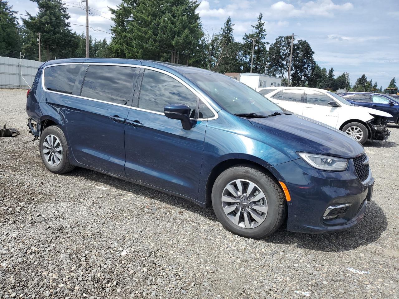 2022 Chrysler Pacifica Hybrid Touring L - Фото 4