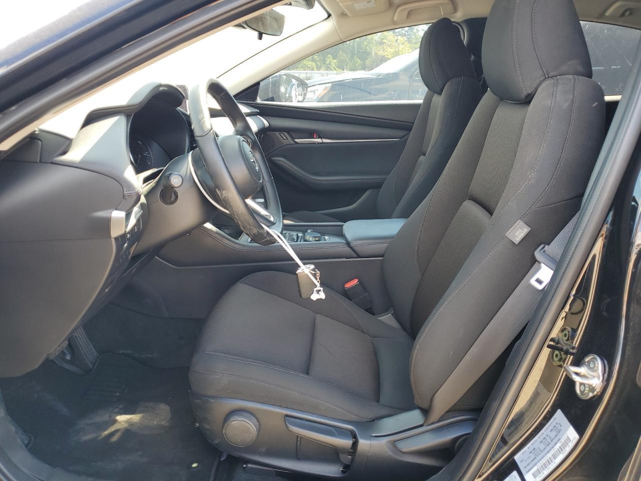 2025 Mazda 3 Preferred - Фото 7