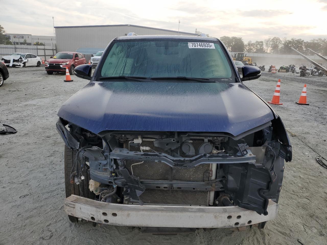 2018 Toyota 4Runner Sr5/Sr5 Premium - Image 5