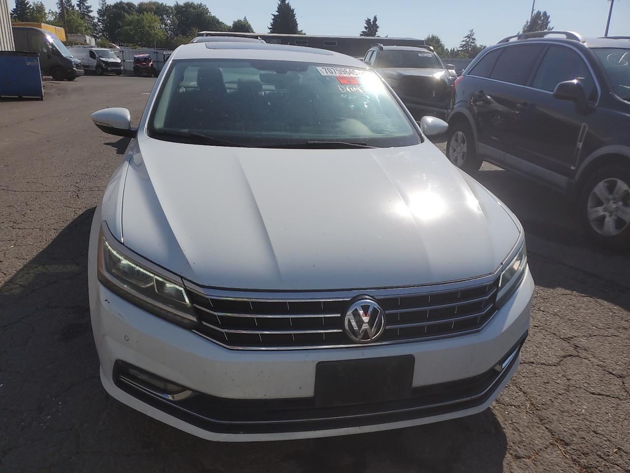 2017 Volkswagen Passat Se - Image 5