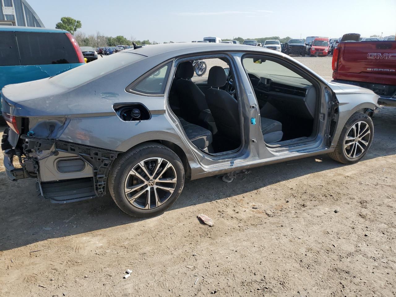 2025 Volkswagen Jetta Sport - Image 3