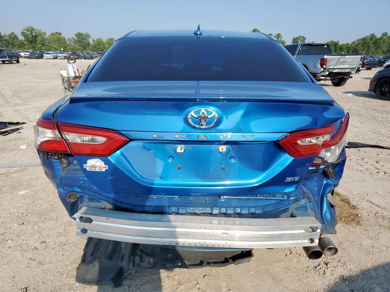 2019 Toyota Camry L - Image 6