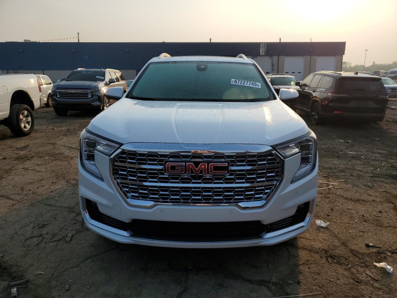 2024 GMC Terrain Denali - Image 5