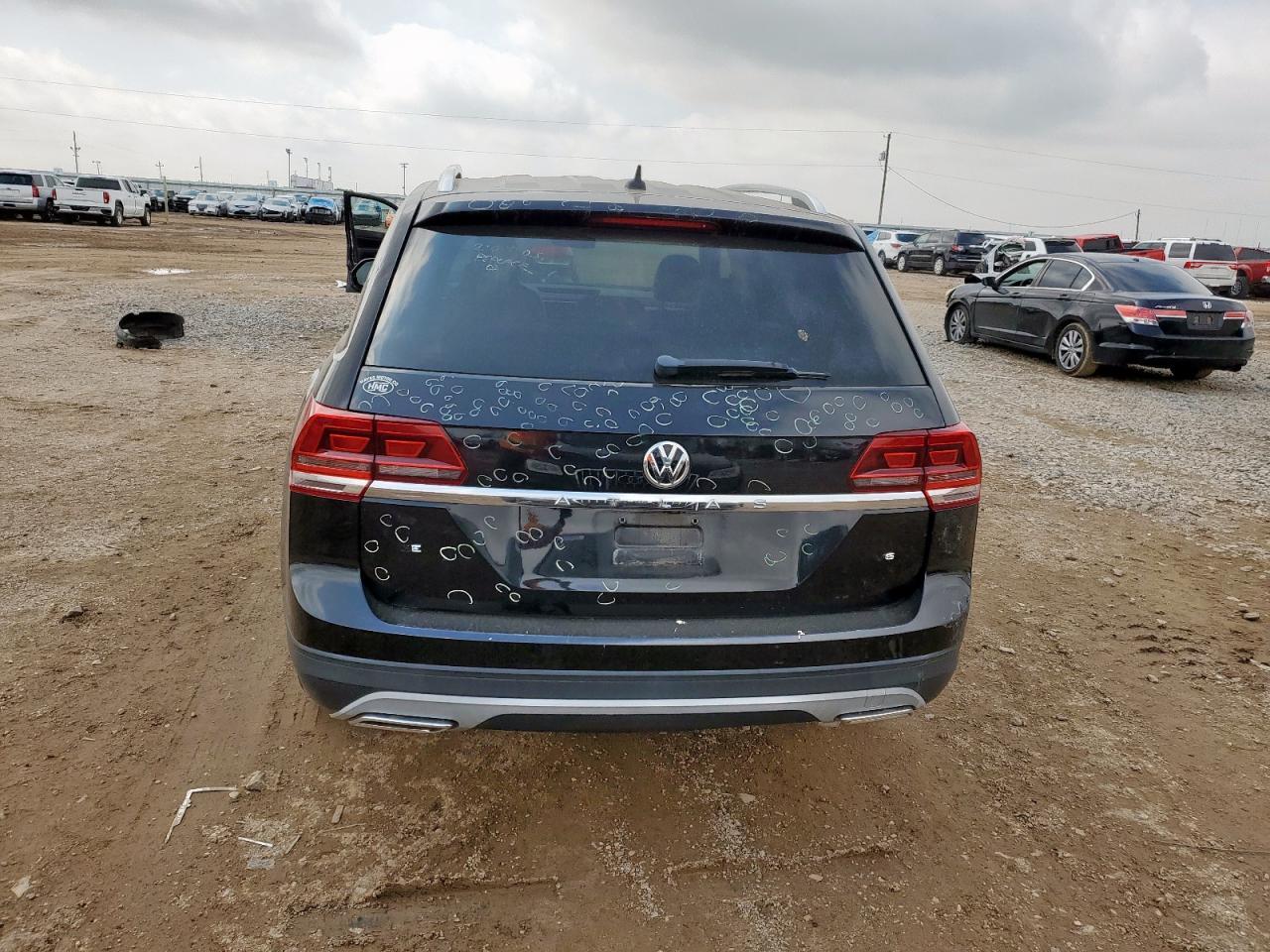 2018 Volkswagen Atlas Se - Image 6