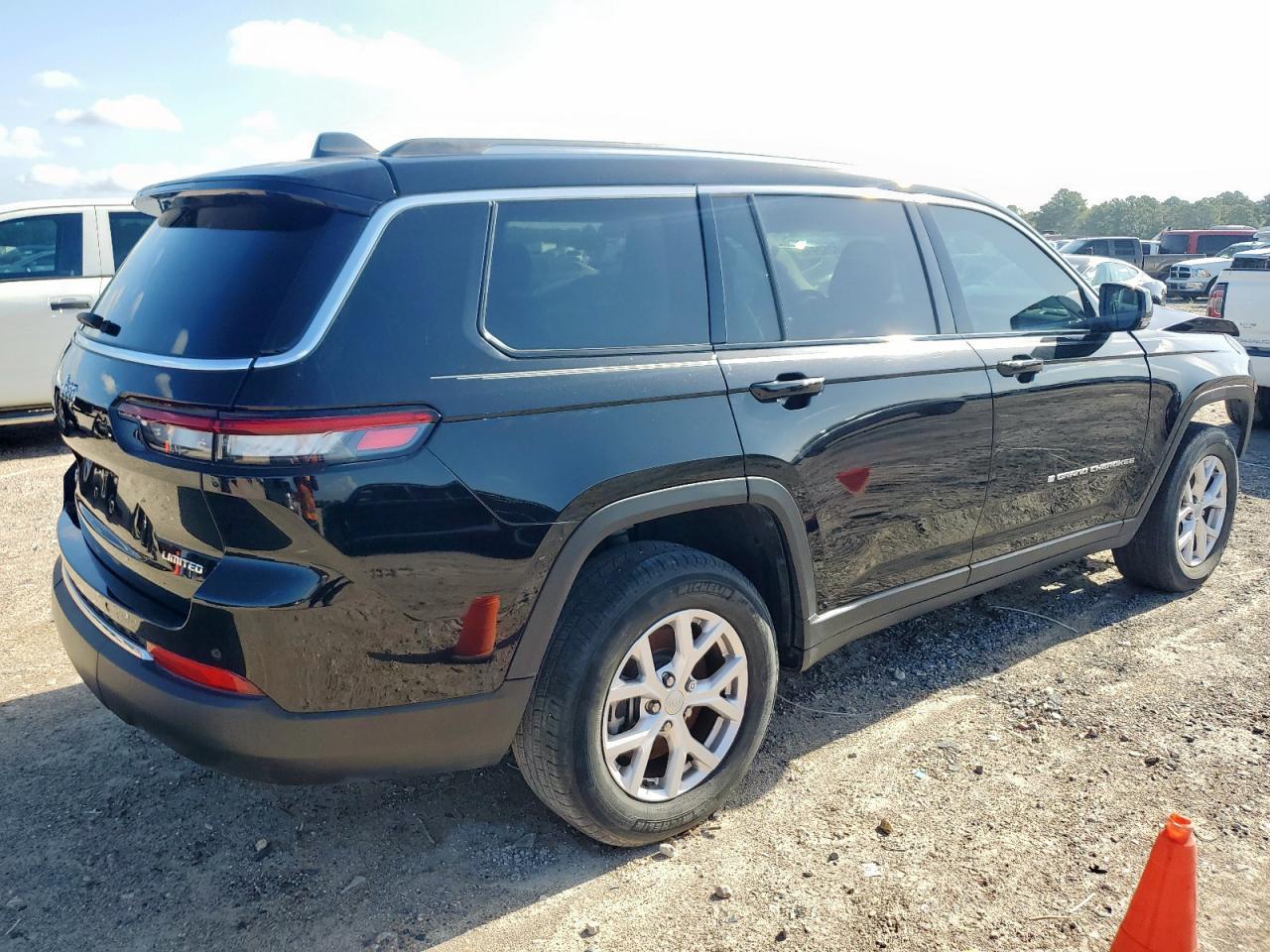 2022 Jeep Grand Cherokee L Limited - Фото 3