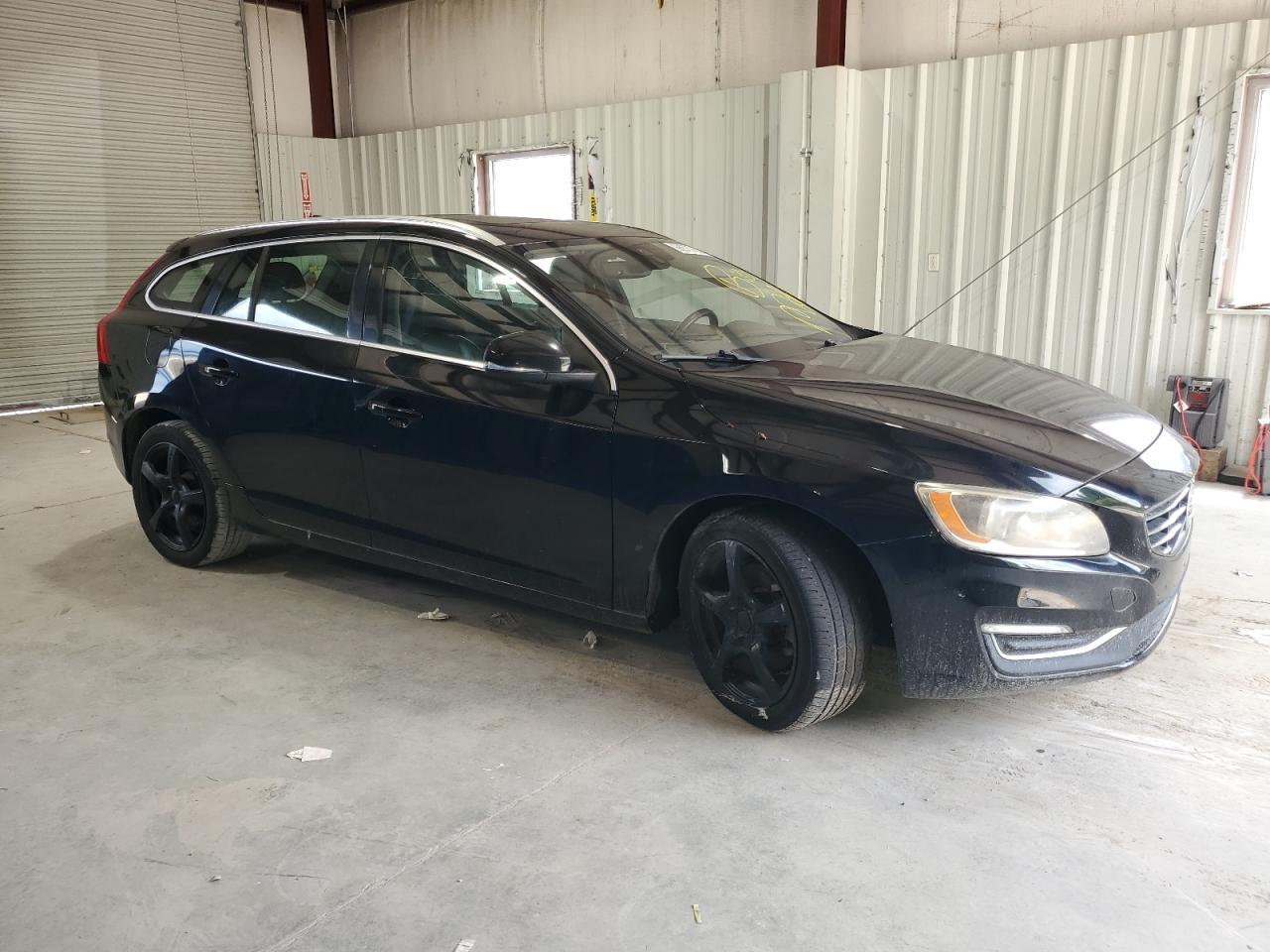 2017 Volvo V60 T5 Premier - Фото 4