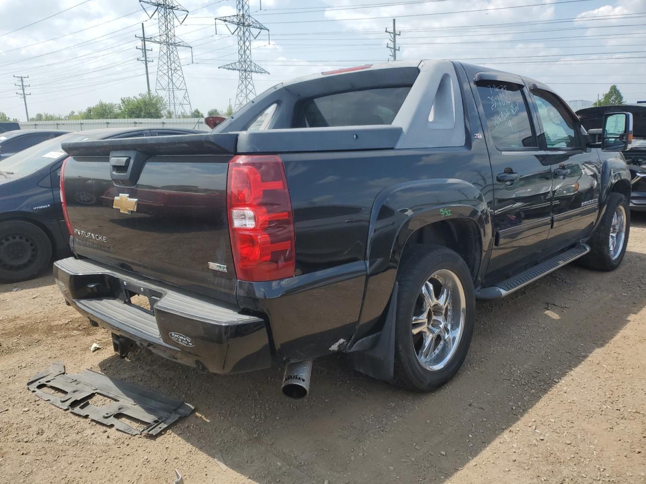 2010 Chevrolet Avalanche Lt - Фото 3