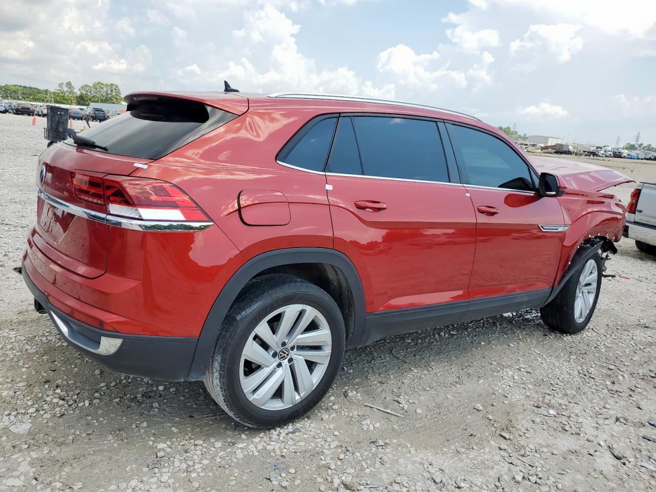 2023 Volkswagen Atlas Cross Sport Se - Image 3