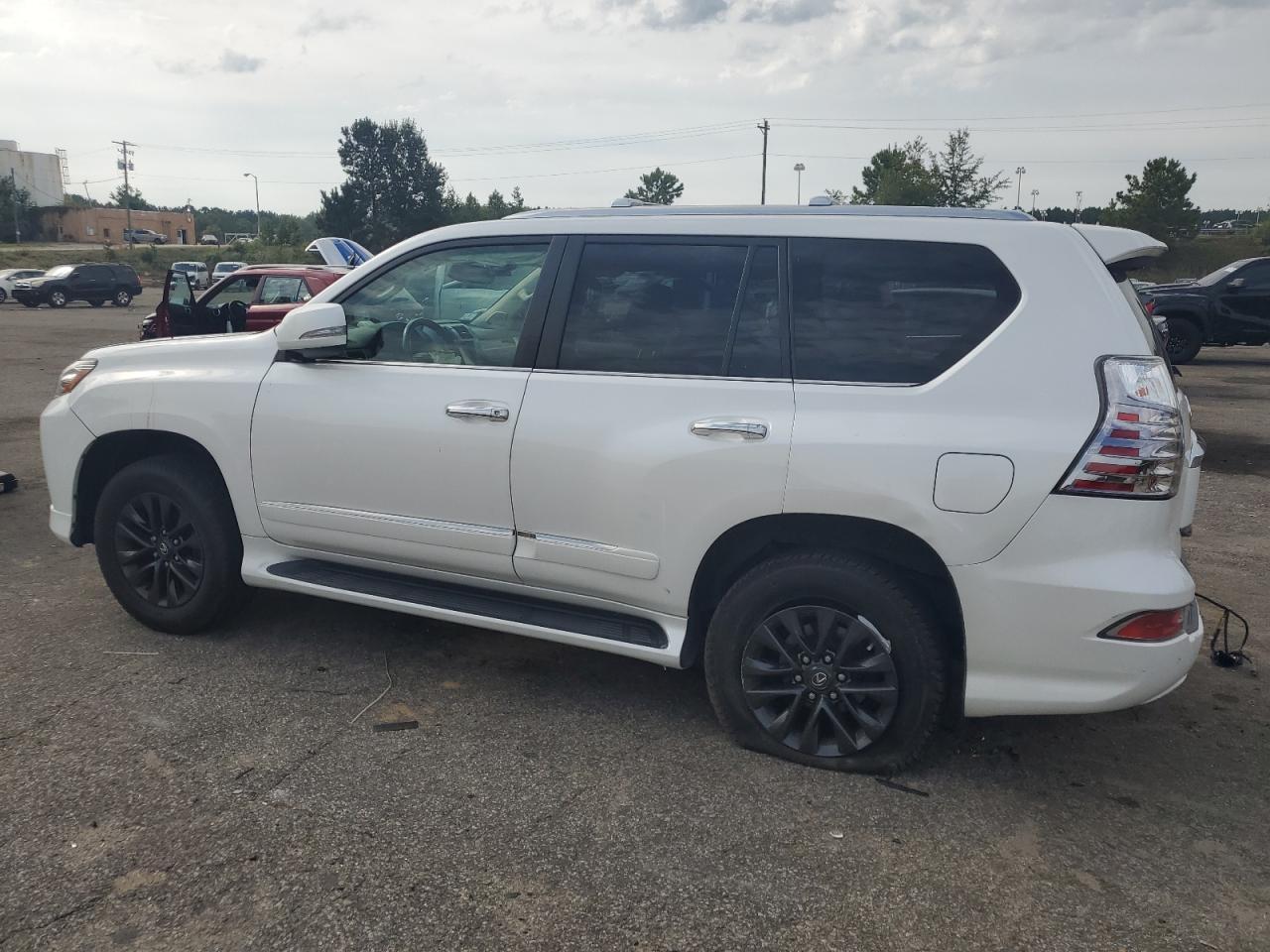 2017 Lexus Gx 460 - Фото 2