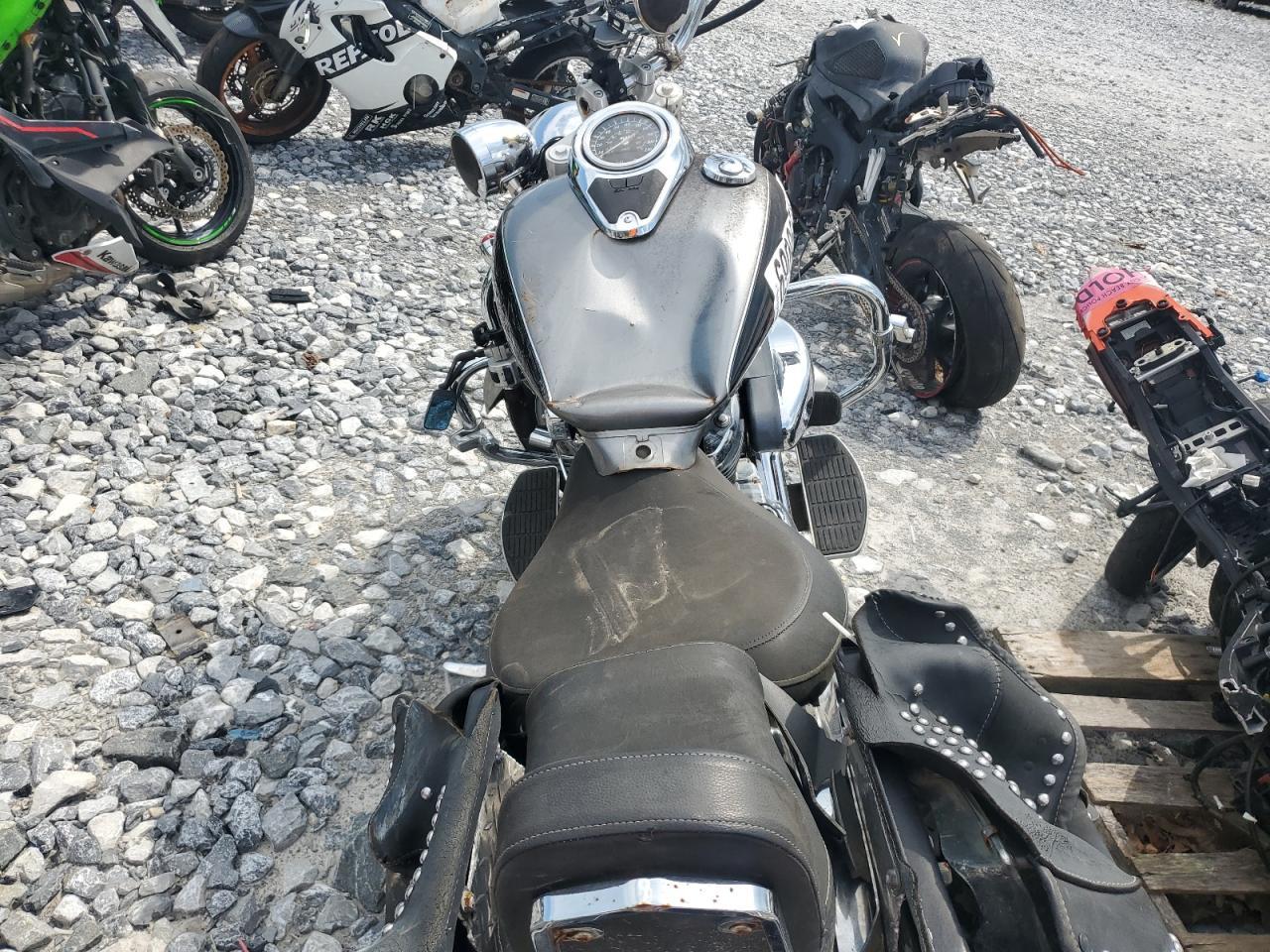 2005 Suzuki C50 - Image 6