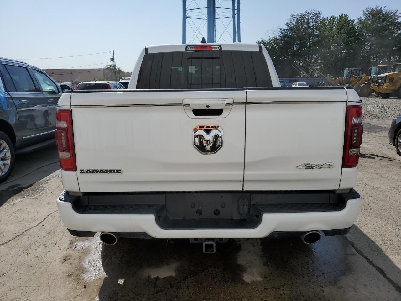 2020 Ram 1500 Laramie - Image 6