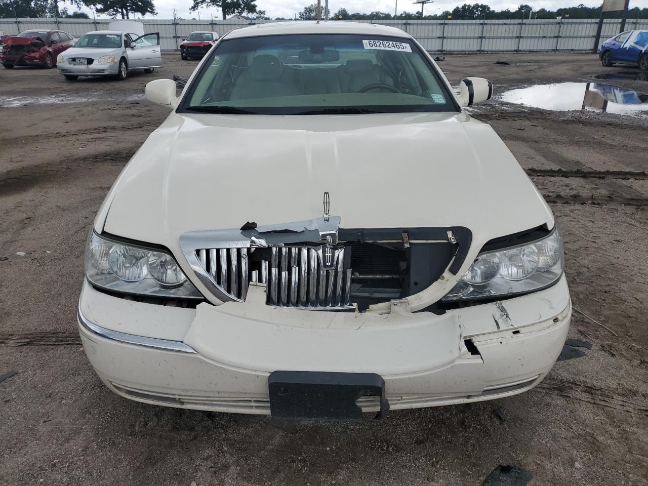 2007 Lincoln Town Car Designer - Фото 5