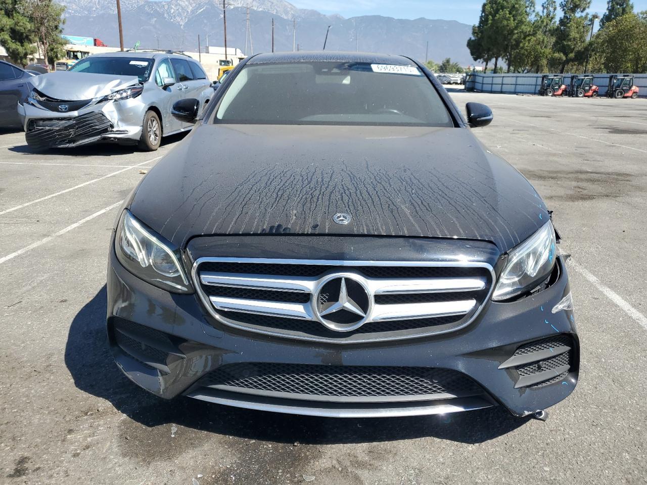 2018 Mercedes-Benz E 300 - Фото 5