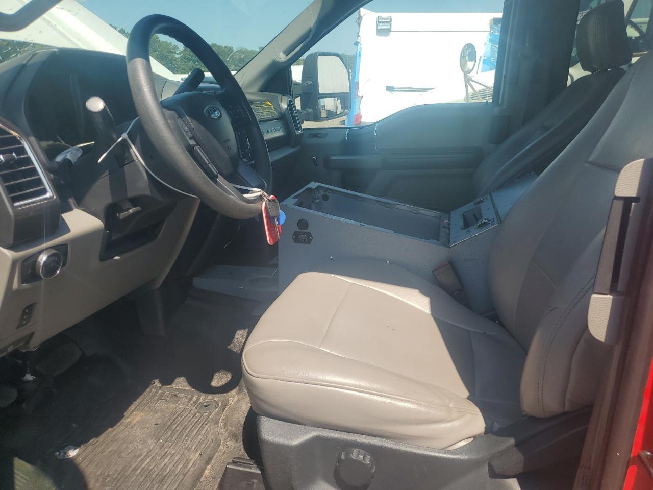 2017 Ford F550 Super Duty - Фото 7